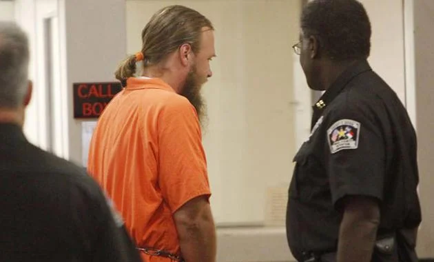 In 1991, Boyd and his brother were convicted of bank robbery in Pakistan. 